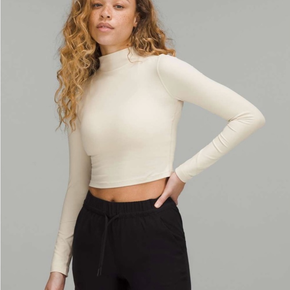 Lululemon Mock Neck, Nulu Material, Barely Worn. Extremely soft!